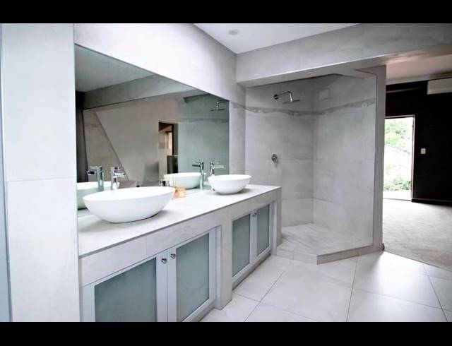 5 BEDROOM PROPERTY TO RENT IN SANDTON CITY